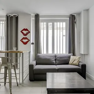 170 Angouleme Large Duplex Style Apt With1 Bdr Central Appartement