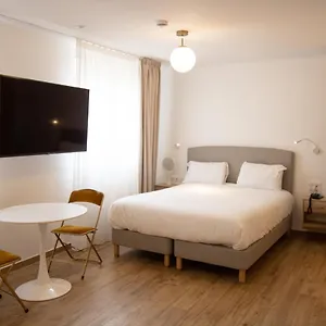 3* Szálloda Les Rebelles