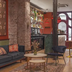 Otel Brittany, Paris